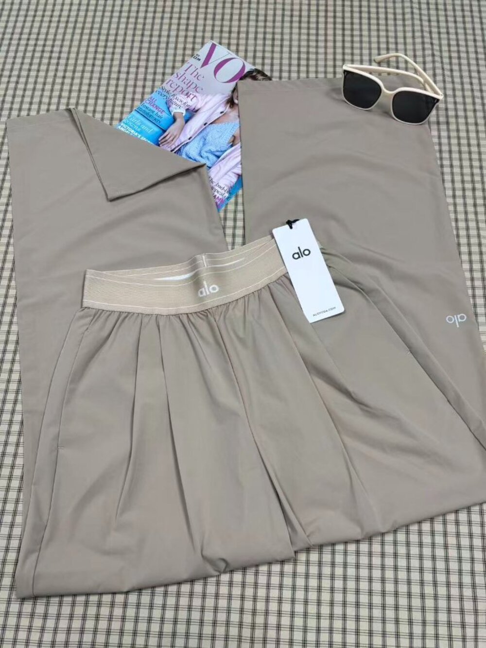 👍Alo Yoga Suit Up Trouser Gravel Regular 30" Inseam✨Straight Leg - Picture 5 of 12